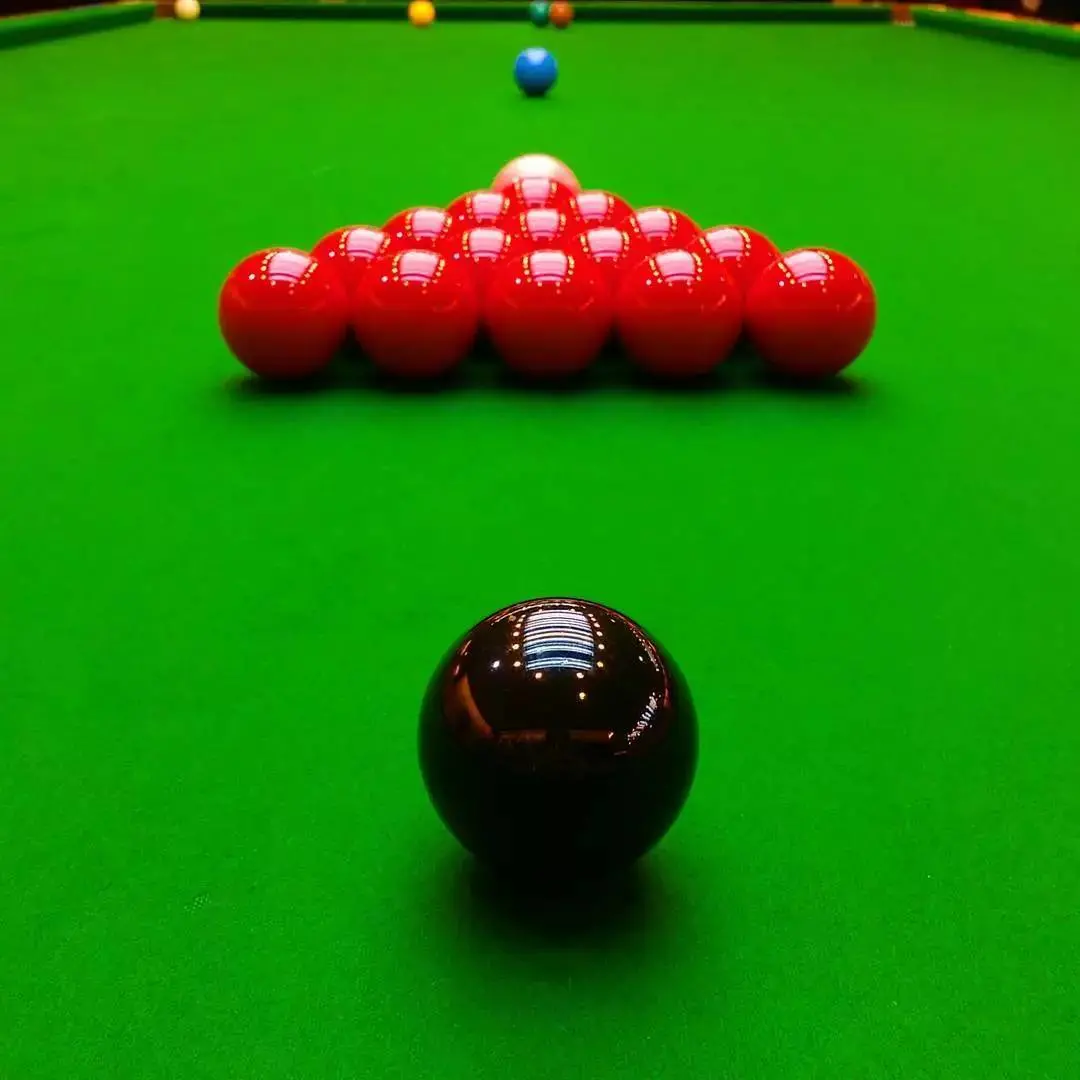 2023斯诺克武汉公开赛：艾伦利索夫斯基巅峰对决，谁将问鼎冠军？